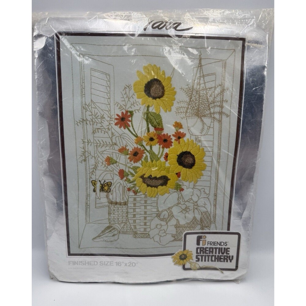 Vintage 1977 Friends Creative Stitchery Kit Touch of Tara - Sunflower
